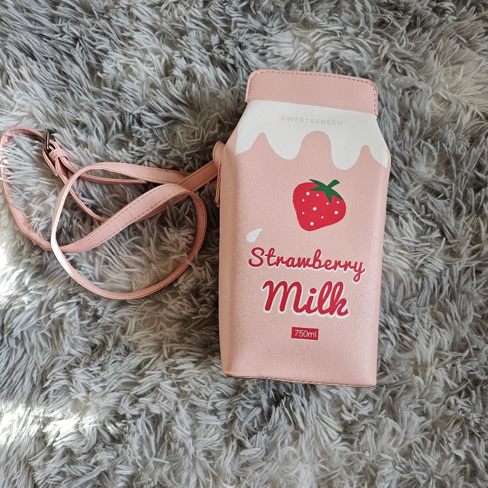 Strawberry Milk Purse